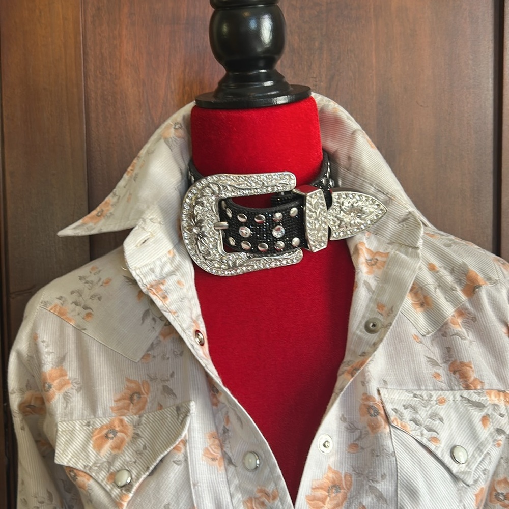 Glitzy Western Belt Choker - Picture 7 of 7